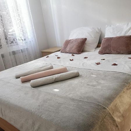 Apartman Martina Lägenhet Kršan Exteriör bild