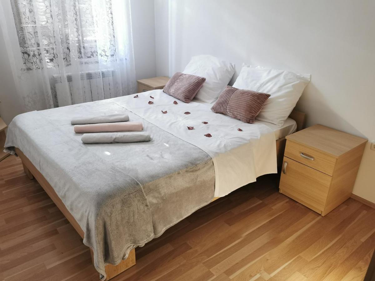 Apartman Martina Lägenhet Kršan Exteriör bild